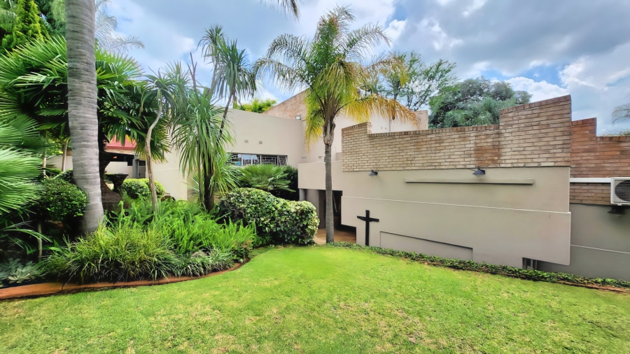 5 Bedroom Property for Sale in Doringkruin North West
